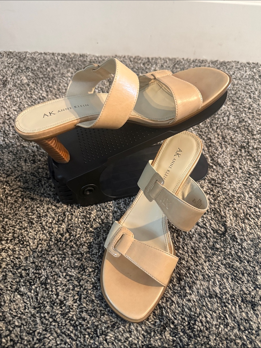 AK Anne Klein Women’s Beige Two Strap Block Heel Sandals Size 8M